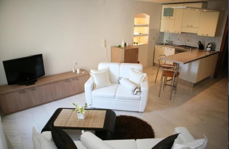 Apartments Filip & Viktoria In The Center Of Trogir Buitenkant foto